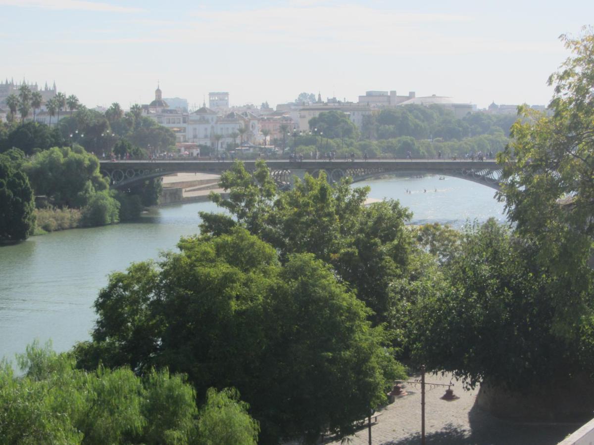 Trianabridgeviews Atico Con Vistas Al Puente De Triana Calle Castilla 38 เซบีญา ภายนอก รูปภาพ
